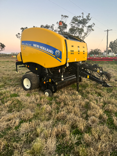 Lot New Holland Round Baler Auctionsplus