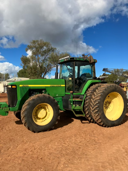 Lot John Deere Front Wheel Assist Tractor Auctionsplus