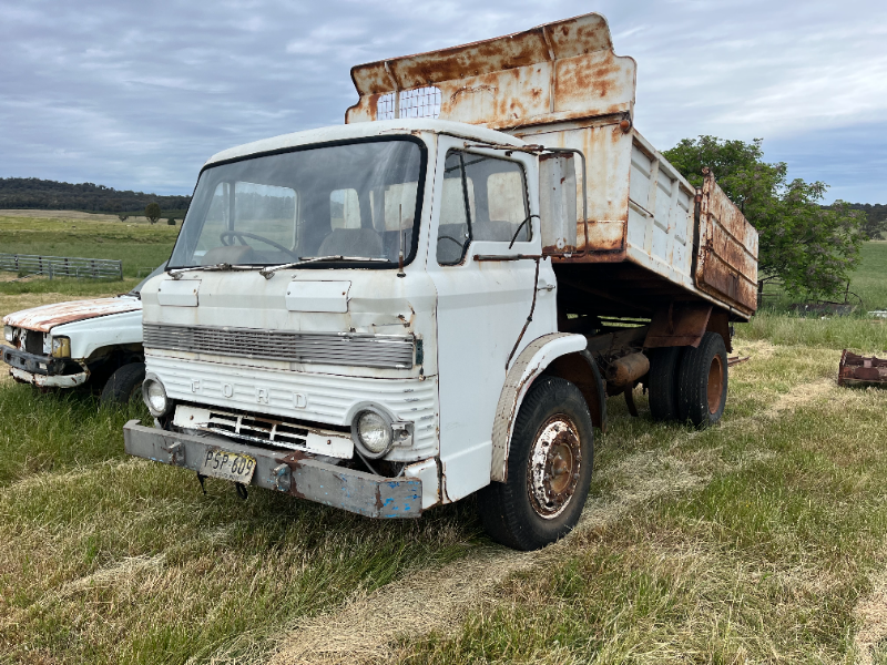 Lot 71 Ford D Series Tipper AuctionsPlus