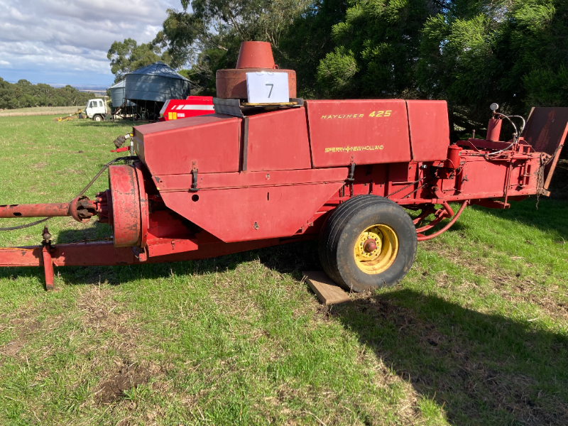 Lot New Holland Small Square Baler Auctionsplus