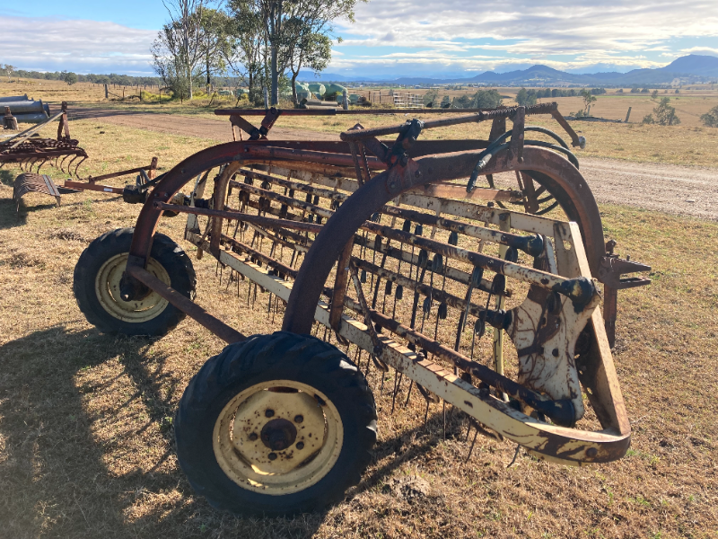 Lot New Holland Hay Rake Auctionsplus