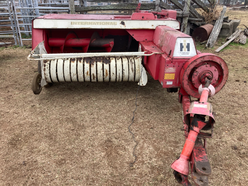 Lot International Small Square Baler Auctionsplus