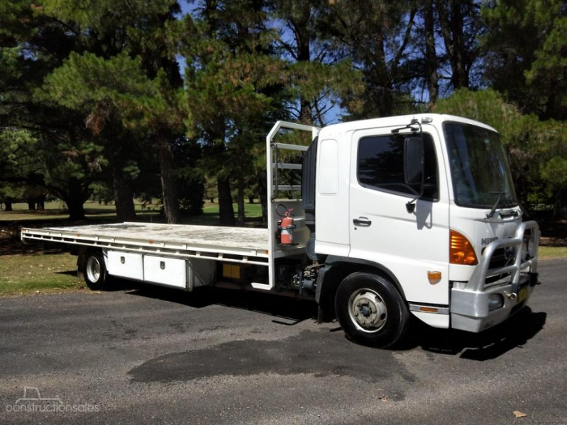 Lot Fd Hino Tray Top Truck Auctionsplus