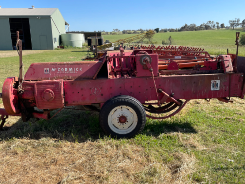 Lot B Mccormick International Baler Auctionsplus