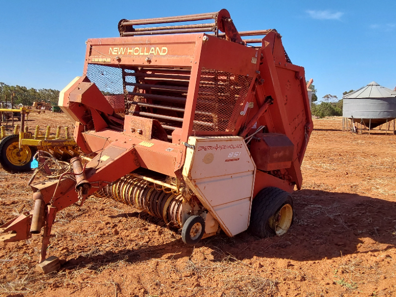 Lot 165 Baler AuctionsPlus