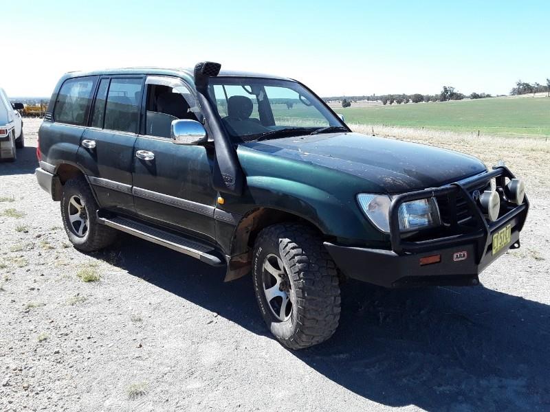 Toyota land cruiser 105