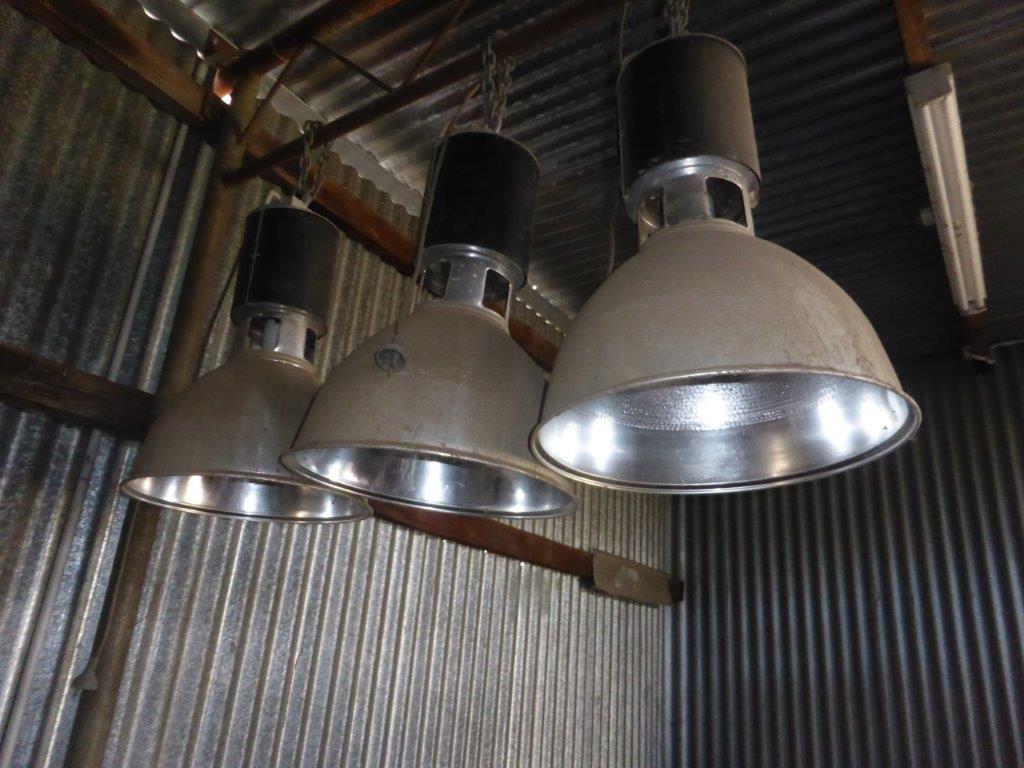 Lot 64 High Bay Lights x 3 AuctionsPlus