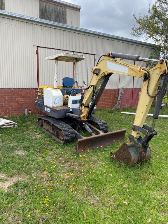 Lot 5 Yanmar B27 Excavator AuctionsPlus