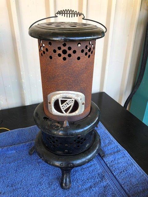 Lot 99 - Kero Heater 1930-40's | AuctionsPlus