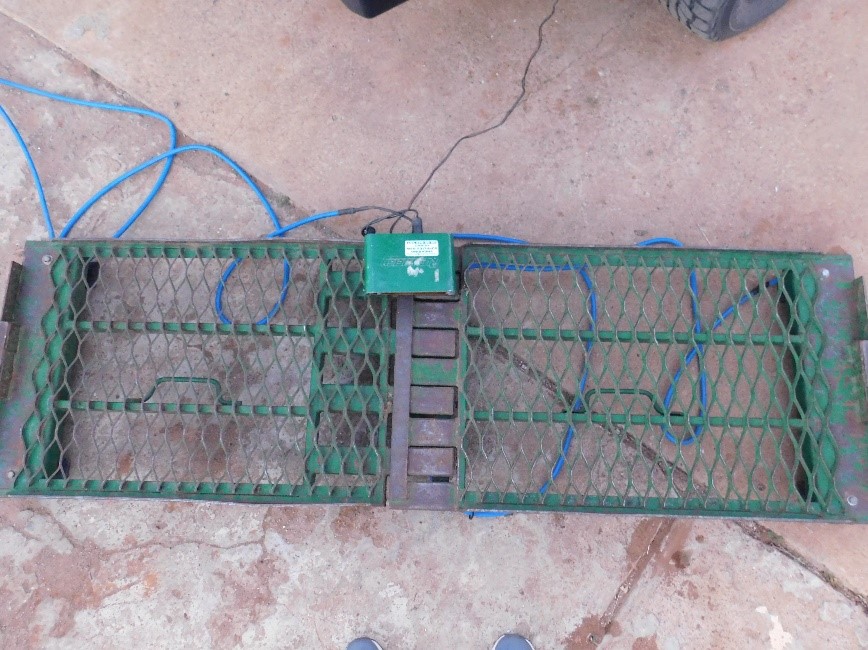 Lot 480 Ruddweigh cattle scales AuctionsPlus