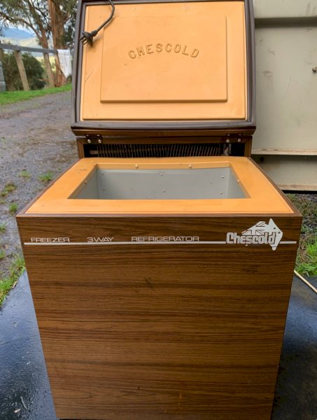 chescold fridge freezer