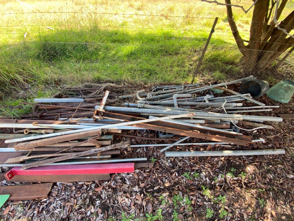 Lot 25 - Assorted scrap metal | AuctionsPlus