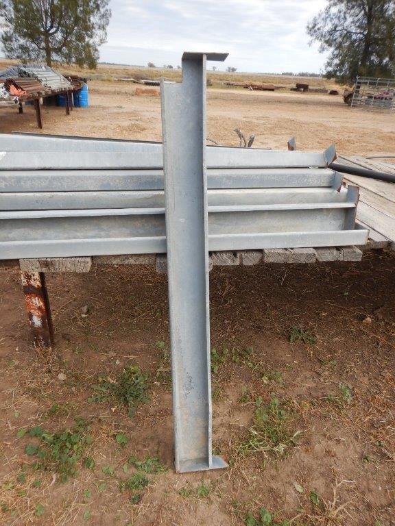 Lot 157 - 20 x Steel c section posts | AuctionsPlus