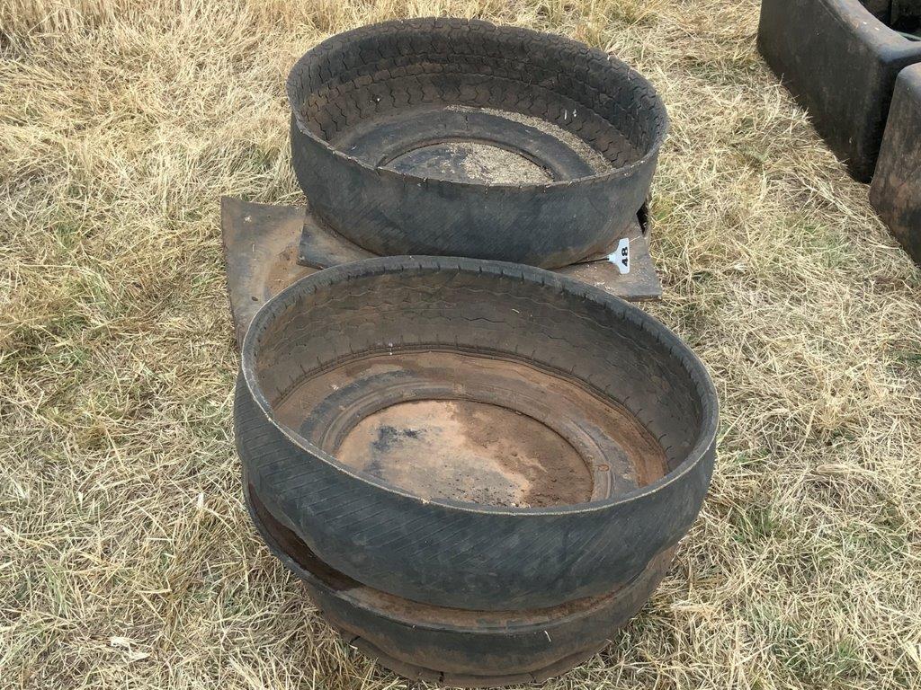 Lot 48 Recycled tyre horse feeders AuctionsPlus