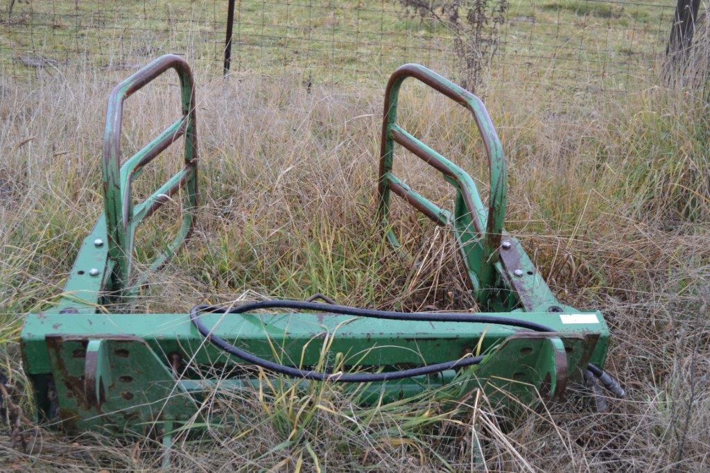 Lot 21 Challenge Silage Grab Quick Hitch AuctionsPlus
