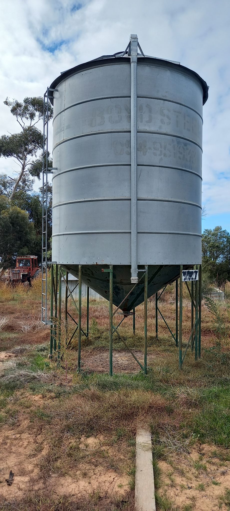 Lot 76 Grain Silo 1 AuctionsPlus