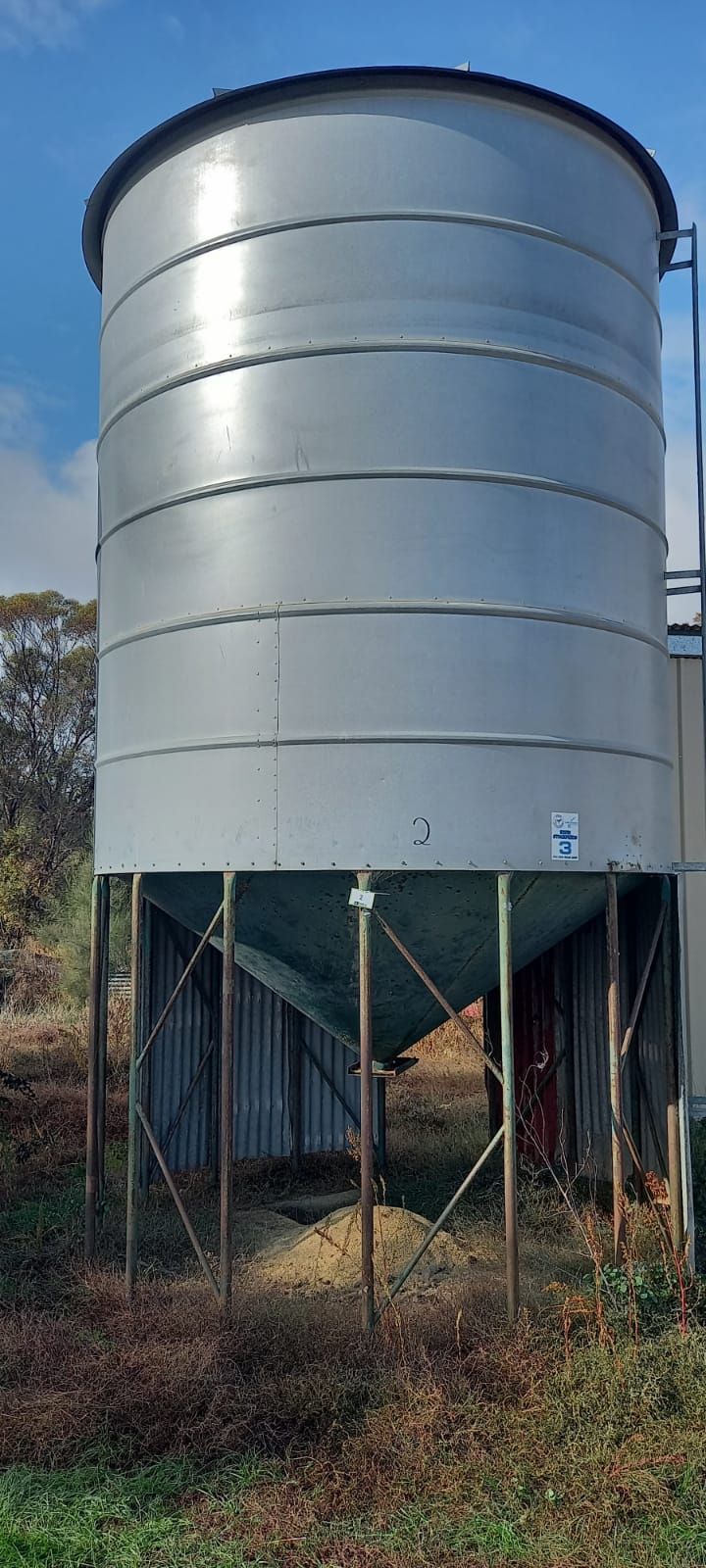 Lot 77 Grain Silo 2 AuctionsPlus