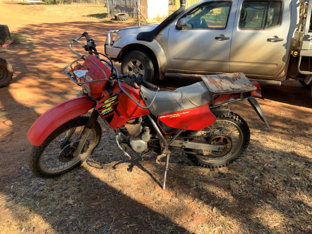 Lot 51 - Honda Bushlander ag 200ctx bike | AuctionsPlus