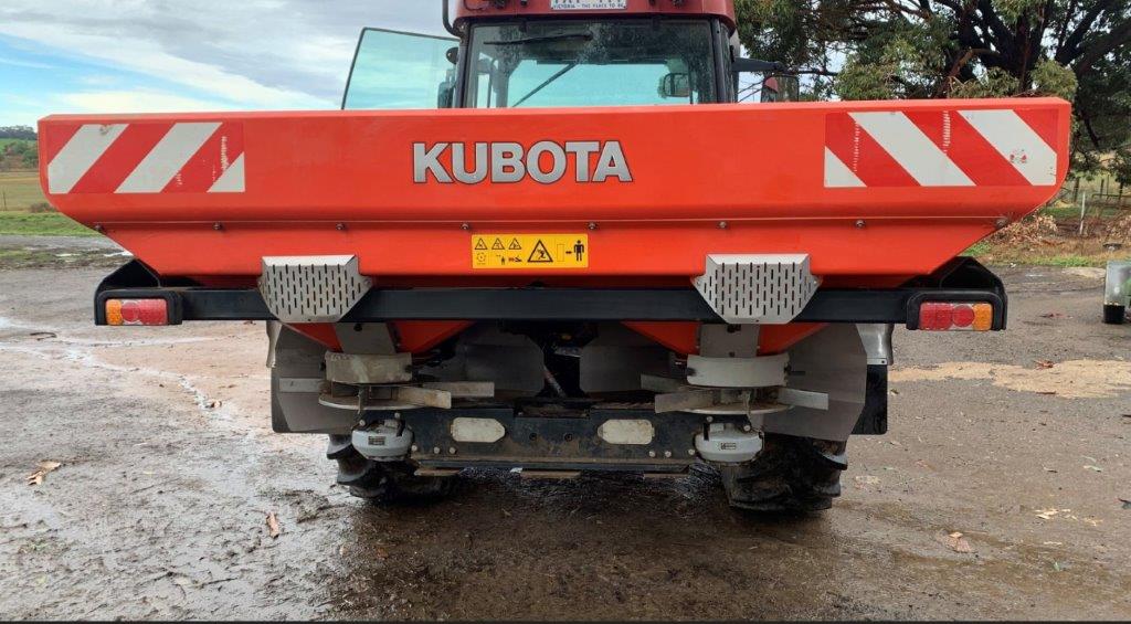 Lot 14 Kubota Fertiliser Spreader AuctionsPlus