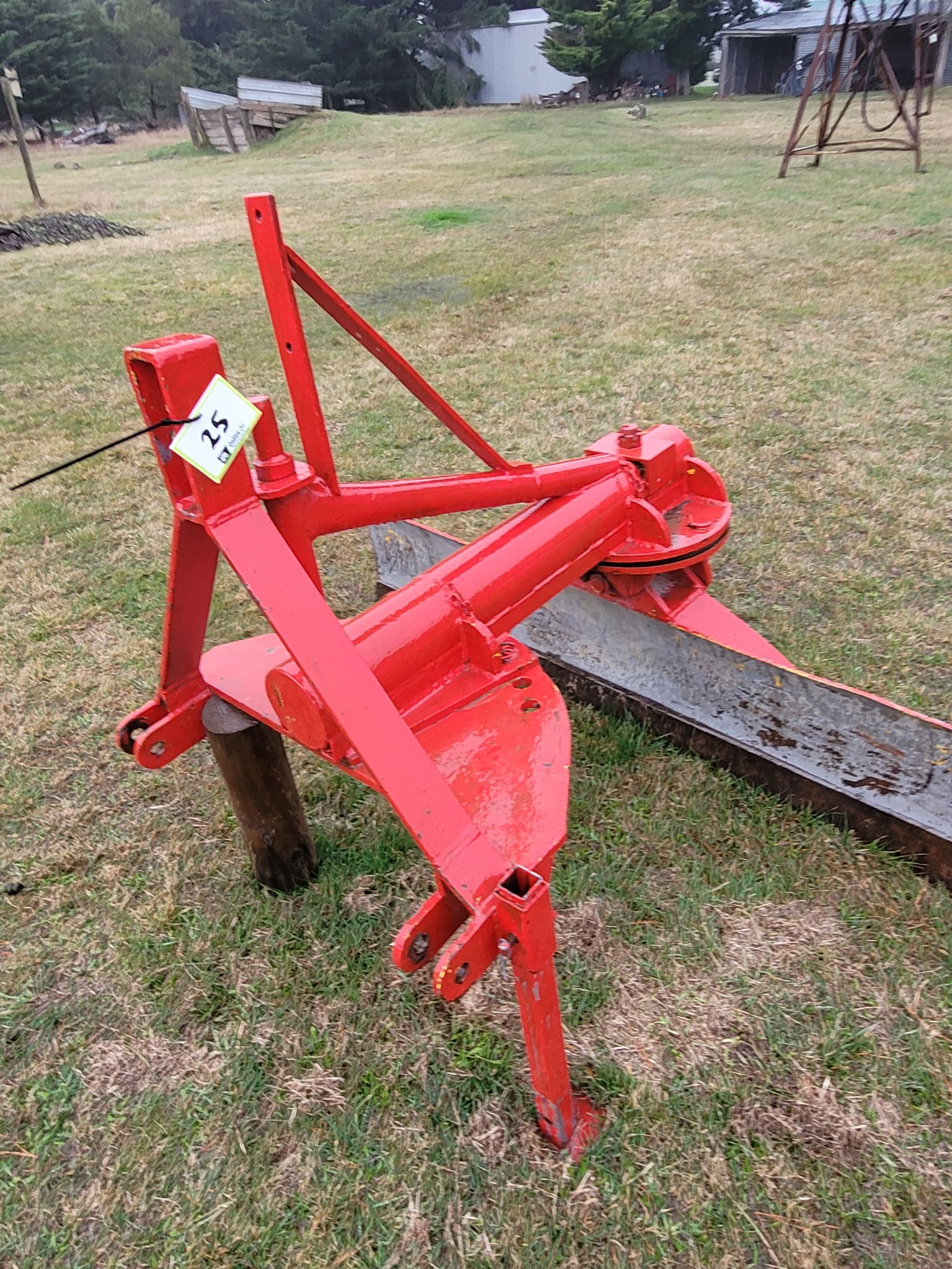 Lot 25 - Grader Blade 3pl | AuctionsPlus