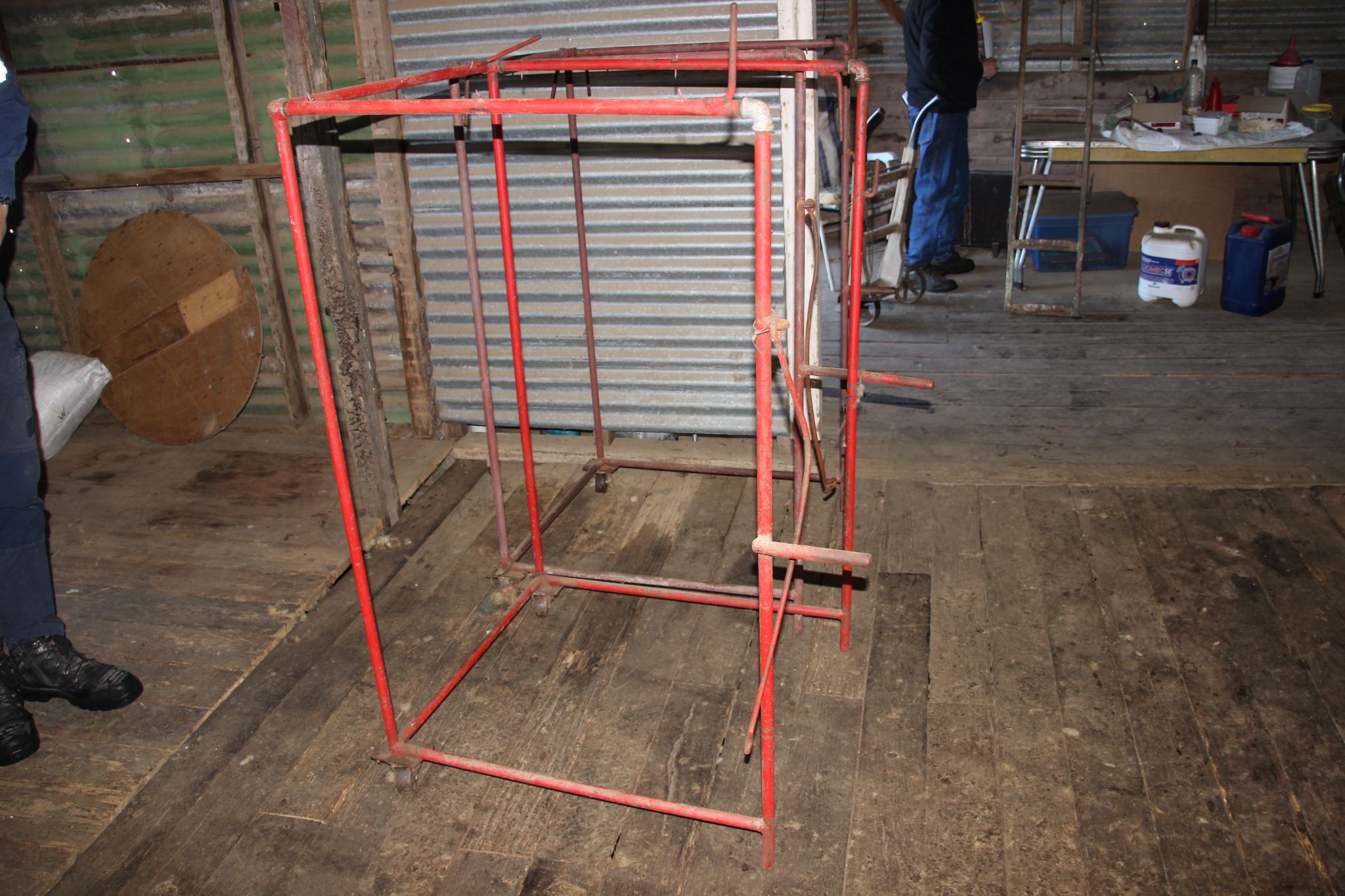 Lot 47 Wool Pack Holders x 2 AuctionsPlus