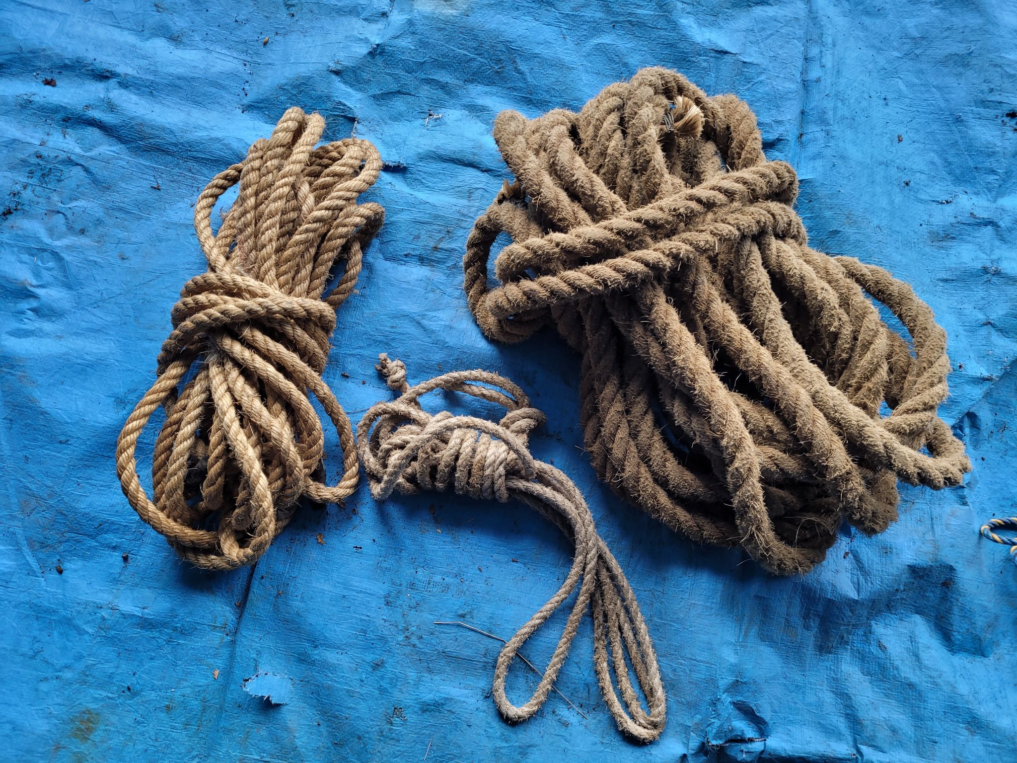 Lot 169 - Hessian Ropes x 3 | AuctionsPlus