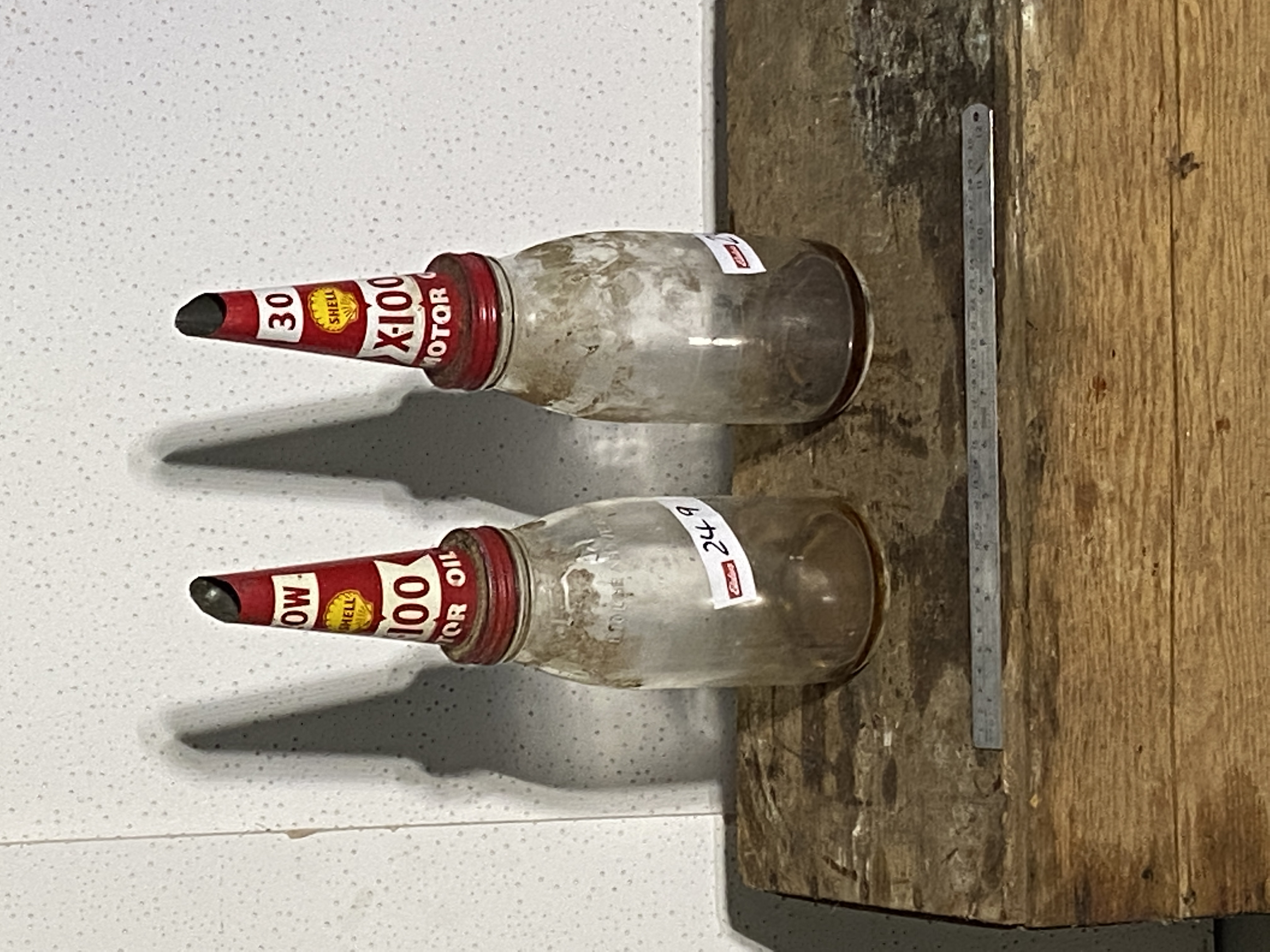 Lot 249 2x Shell 1 Quart Oil Bottles AuctionsPlus