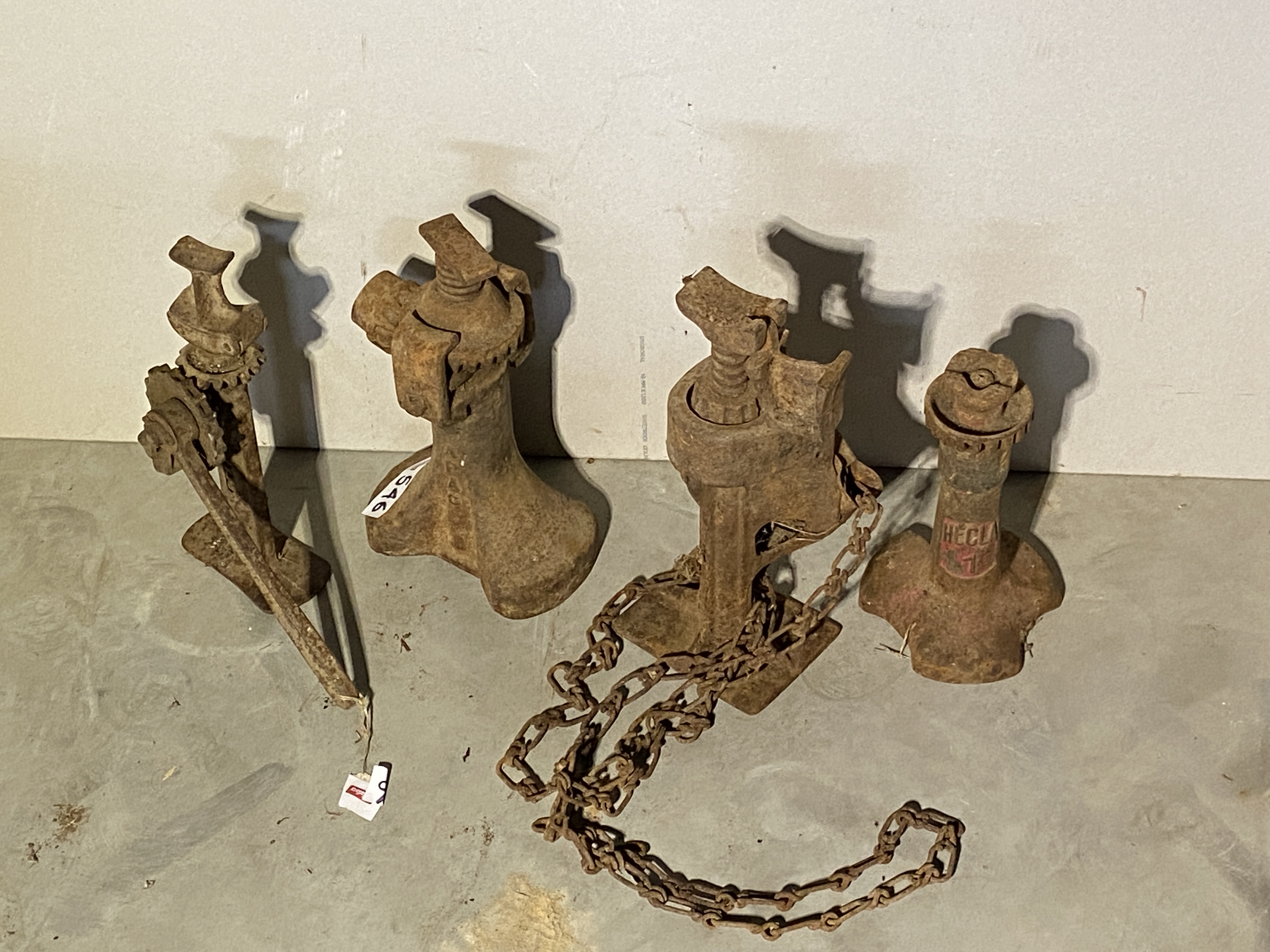 Lot 546 - 4x Antique Jacks | AuctionsPlus