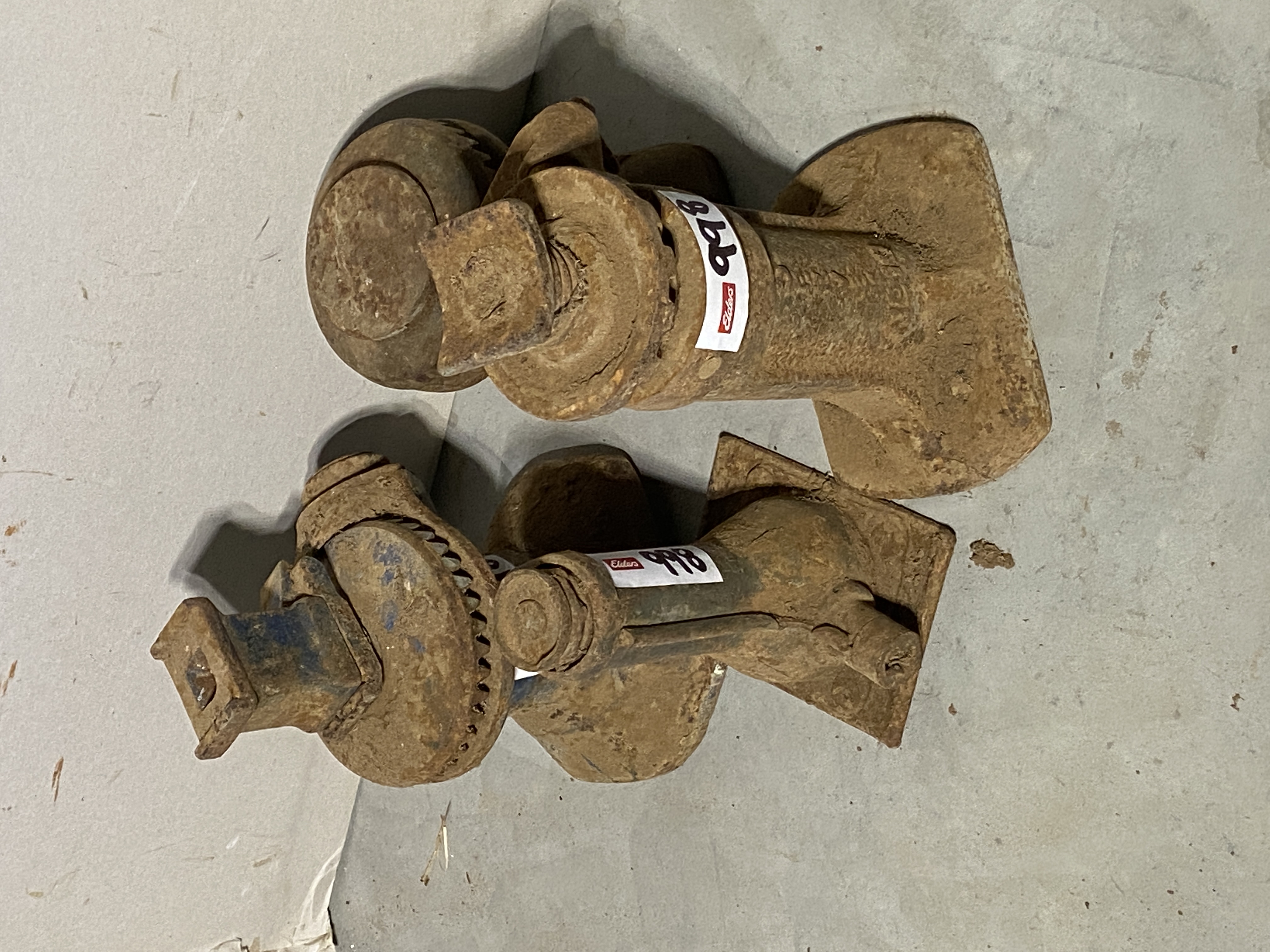 Lot 998 - 4x Antique Jacks | AuctionsPlus