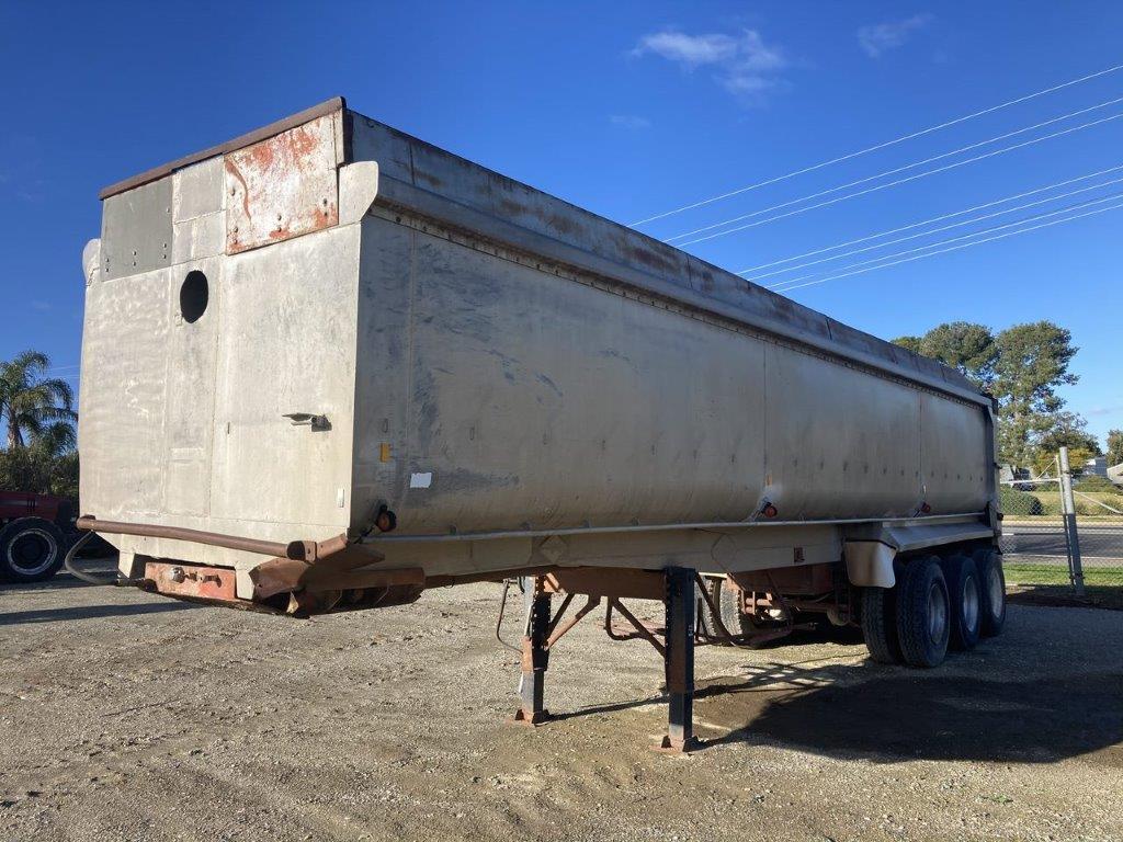 Lot 13 TRI AXLE TOA GRAIN TIPPER AuctionsPlus