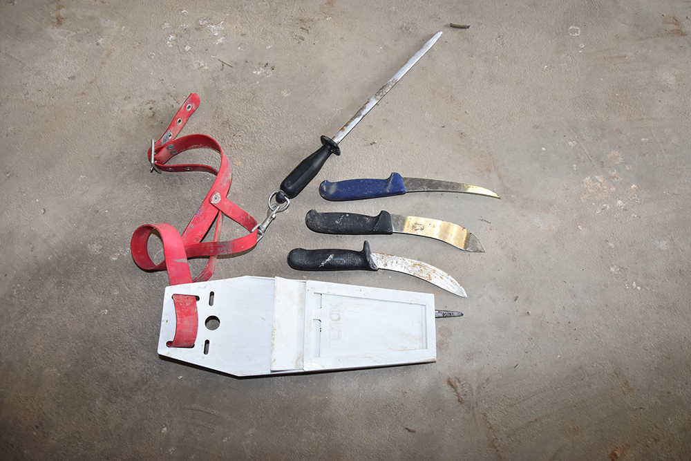 Lot 46 Butchers knives, sharpener & case AuctionsPlus