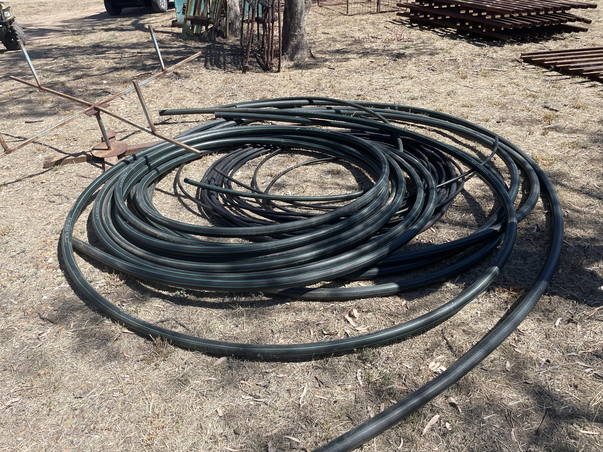 Lot 161 Assorted poly pipe (15mm50mm) and spinner AuctionsPlus