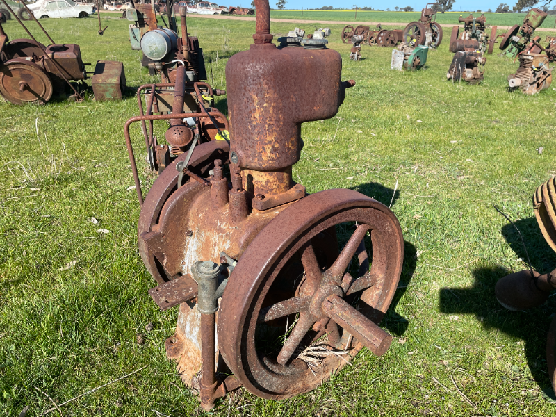 Lot 656 Triumph 3.5hp Stationary Engine AuctionsPlus