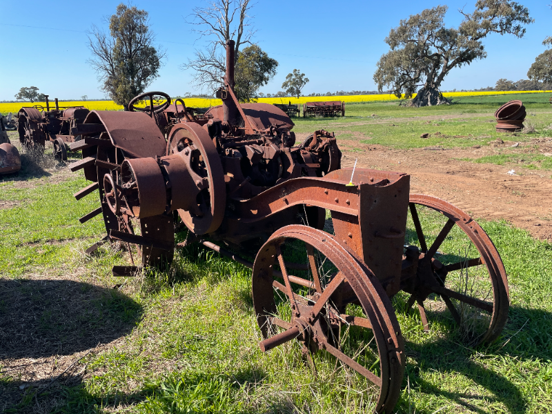 Lot 1050 IHC Titan 1020 AuctionsPlus