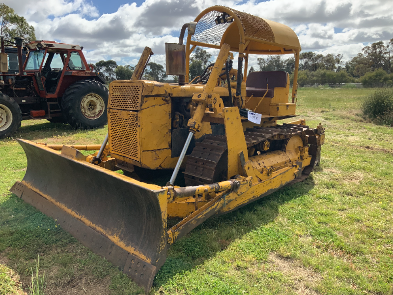 Lot 2 - Fiat 70CI Bull Dozer | AuctionsPlus