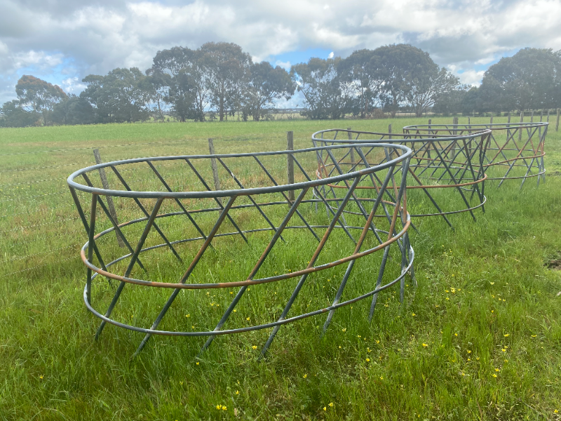 Lot 126 - 6 Hay Rings | AuctionsPlus