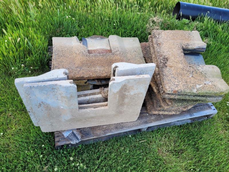 Lot 377 12 x 800mm Concrete Bay Outlets AuctionsPlus