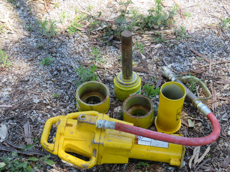 Lot 49 Rhino Post Driver AuctionsPlus