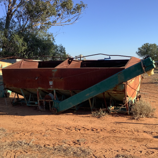 Lot 55 - Grouper Jetstream | AuctionsPlus