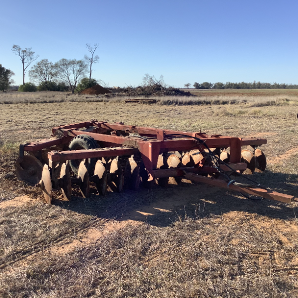 Lot 74 Offset disc plough AuctionsPlus