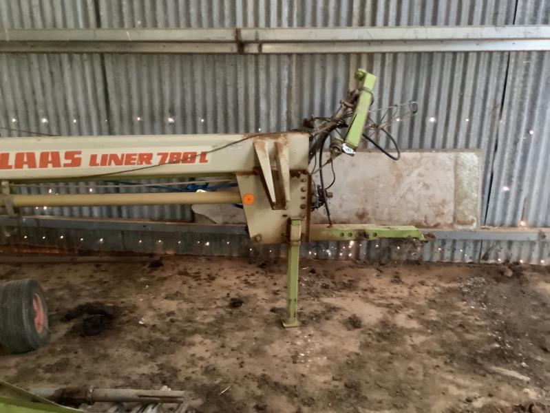 Lot 183 - Class Liner Twin Rotor Hay Rake | AuctionsPlus