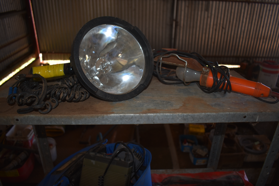 Lot 167 12 volt spotlight & inspection light AuctionsPlus