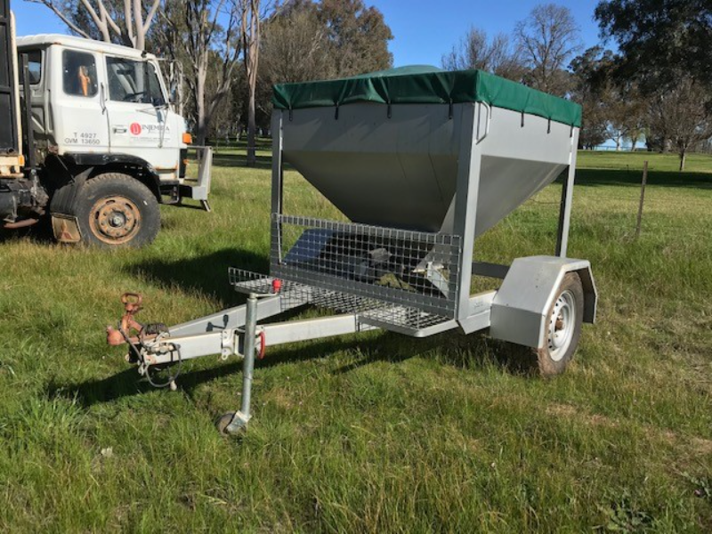 20 Mcauliffe electric feed cart AuctionsPlus