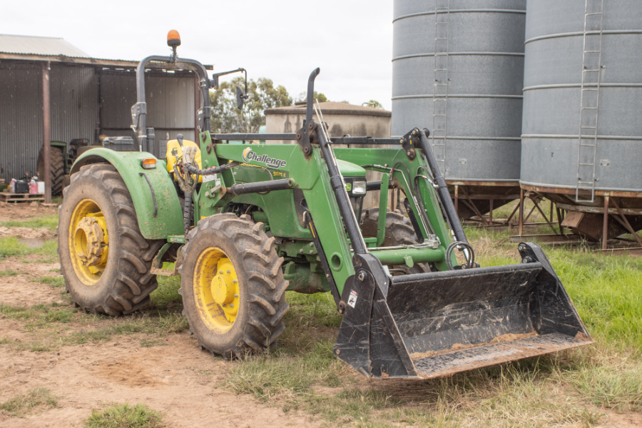 Lot 5 JD 5075E FWA Tractor 2019 Model AuctionsPlus