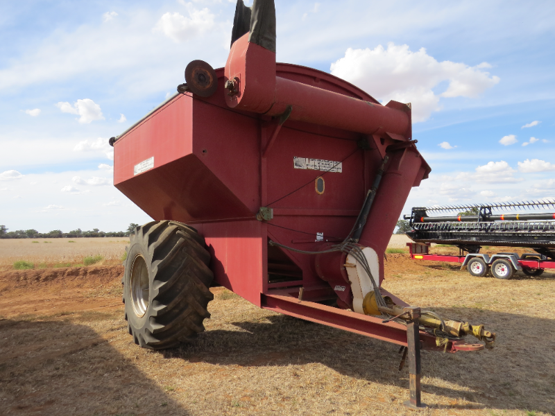 Lot 22 Dunstan 15t chaser bin AuctionsPlus