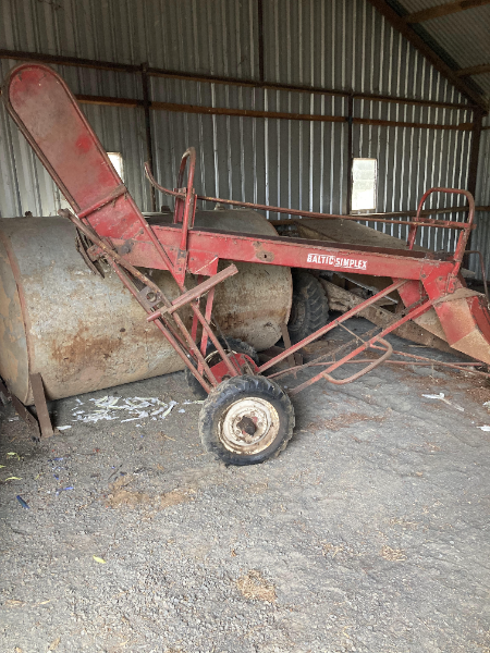 Lot 6 Baltic Simplex Small Square Baler Loader Auctionsplus