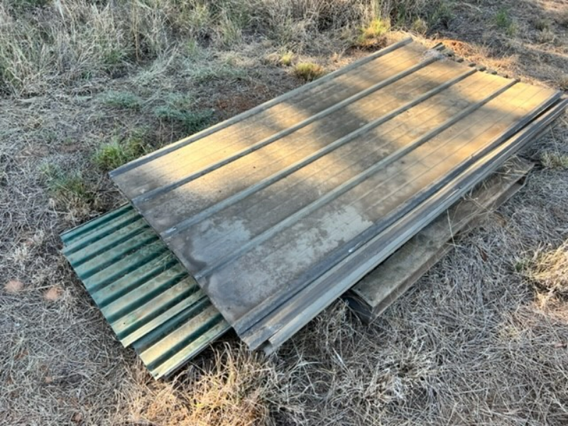 Lot 54 - Cliplock Panels | AuctionsPlus