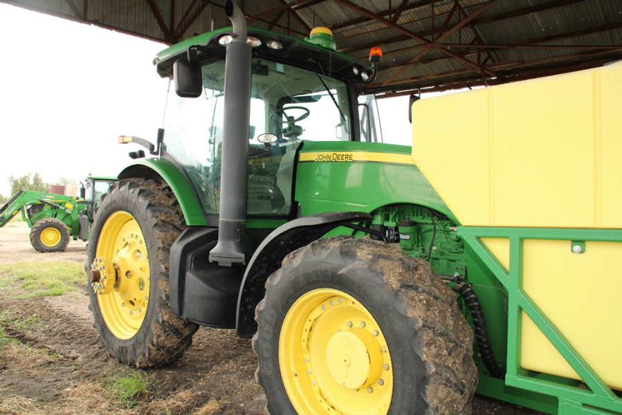 Lot 2 John Deere 8260R FWA Tractor AuctionsPlus