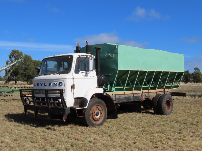 Lot 40 - Leyland Truck with Jetstream Grouper | AuctionsPlus