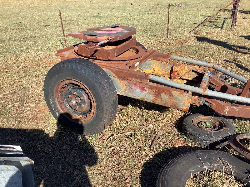 Lot 64 Single axel dolly for moving trailers AuctionsPlus